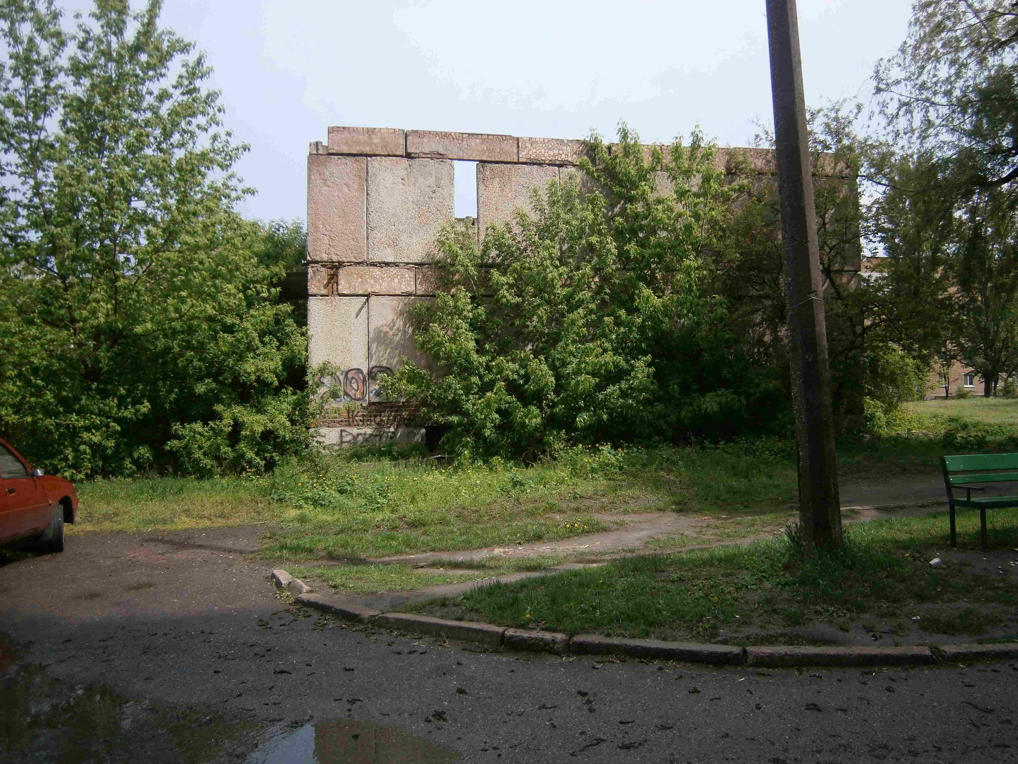 Незавершене будівництво житлового будинку по вул. Героїв Сталінграда, 31а в м. Олександрії зображення